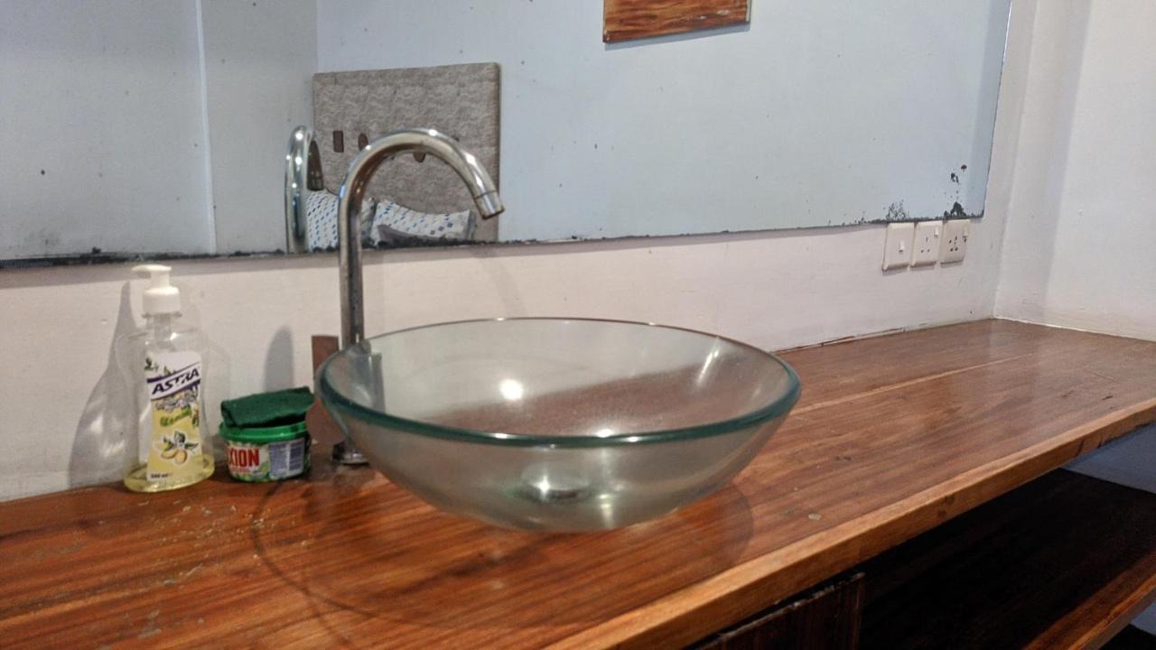 A Lovely Studio Apartment With Gym And Pool Access Dar es Salaam Eksteriør billede